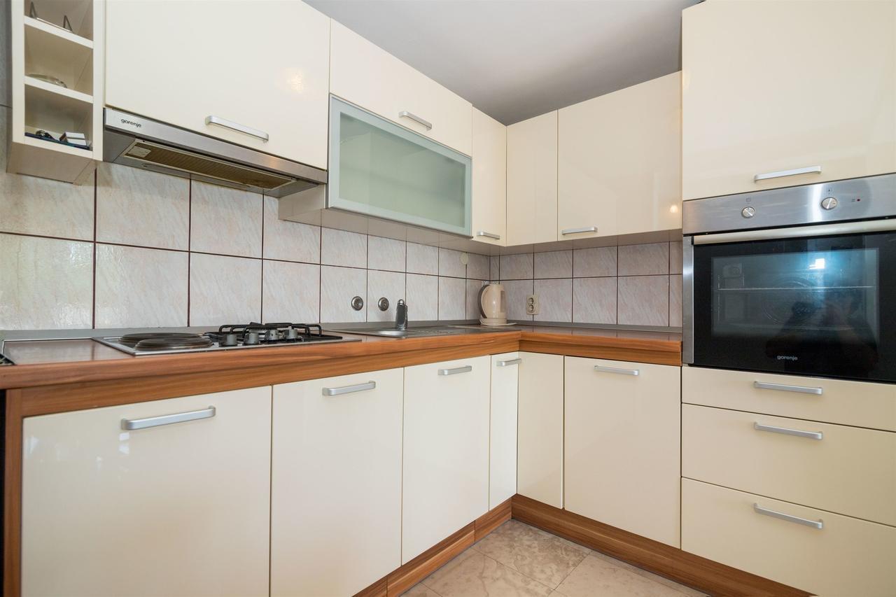 Apartments Antonija Дрвеник Екстериор снимка
